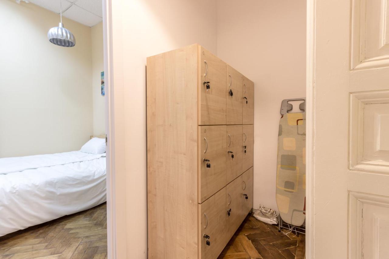 Hostel Best Time Lviv Ngoại thất bức ảnh