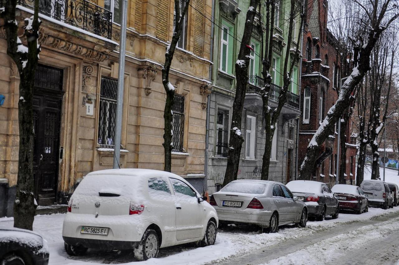 Hostel Best Time Lviv Ngoại thất bức ảnh